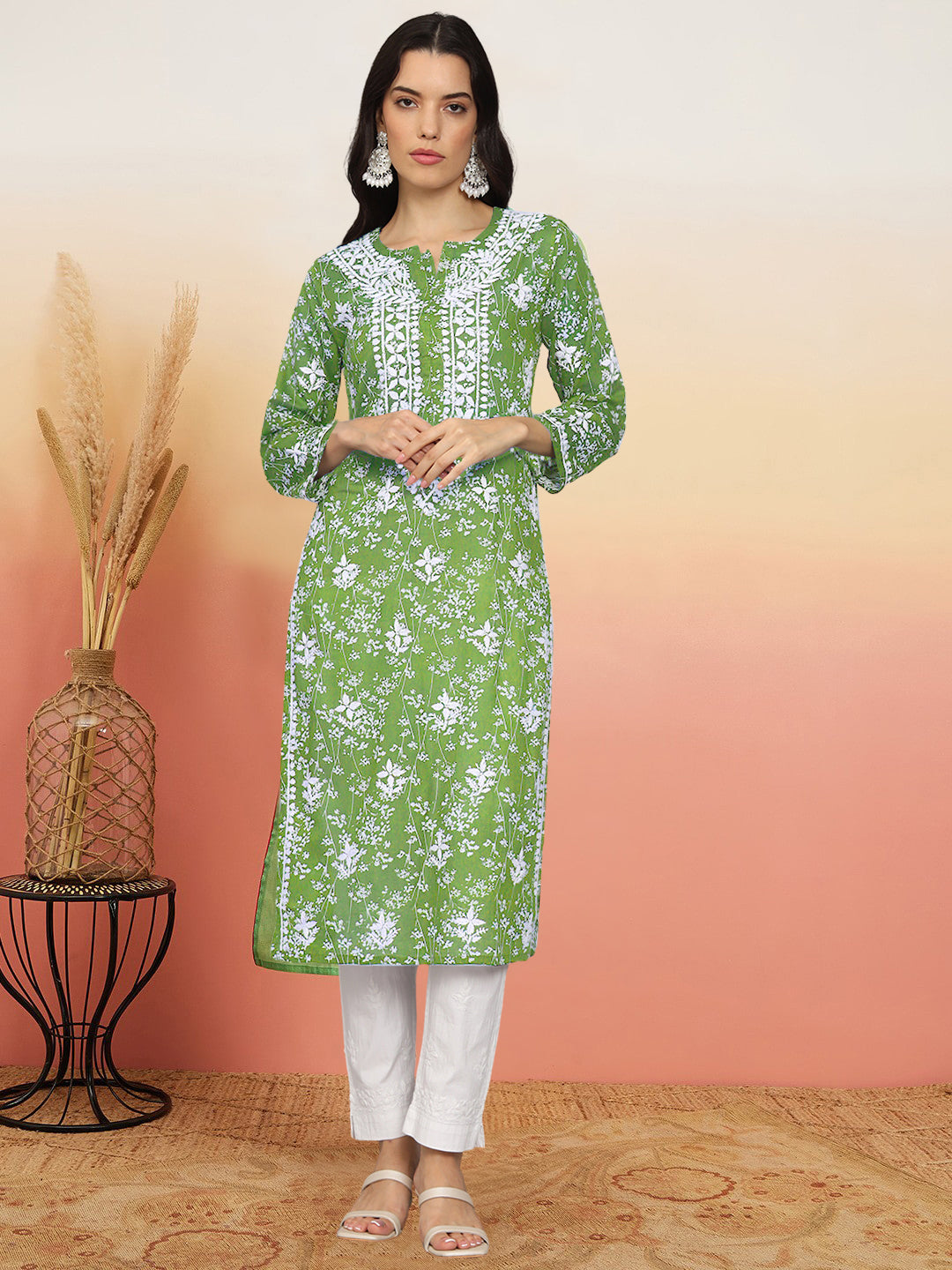 Women Hand Embroidered Chikankari Mulmul Cotton Printed Kurta-AL4041